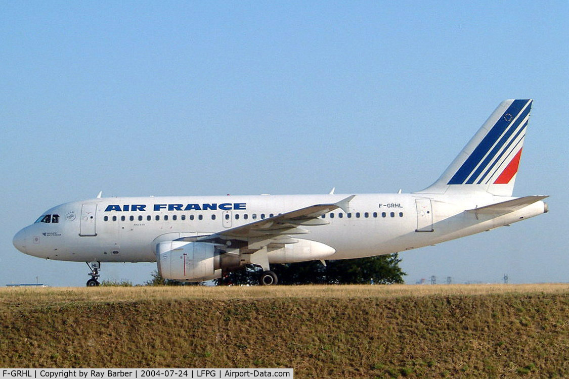 F-GRHL, 2000 Airbus A319-111 C/N 1201, Airbus A319-111 [1201] (Air France) Paris-Charles De Gaulle~F 24/07/2004