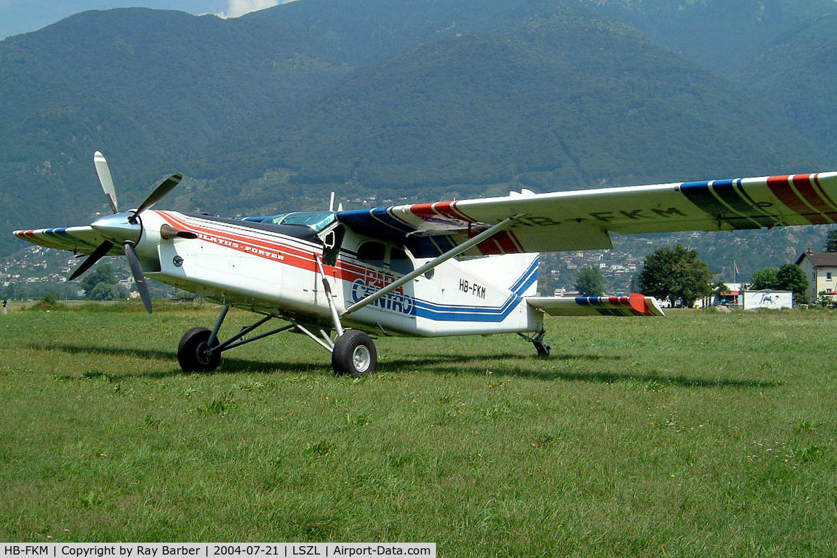 HB-FKM, 1990 Pilatus PC-6/B2-H4 Turbo Porter C/N 873, Pilatus P-6/B2-H4 Turbo Porter [873] (Para Centro Locarno) Locarno~HB 21/07/2004