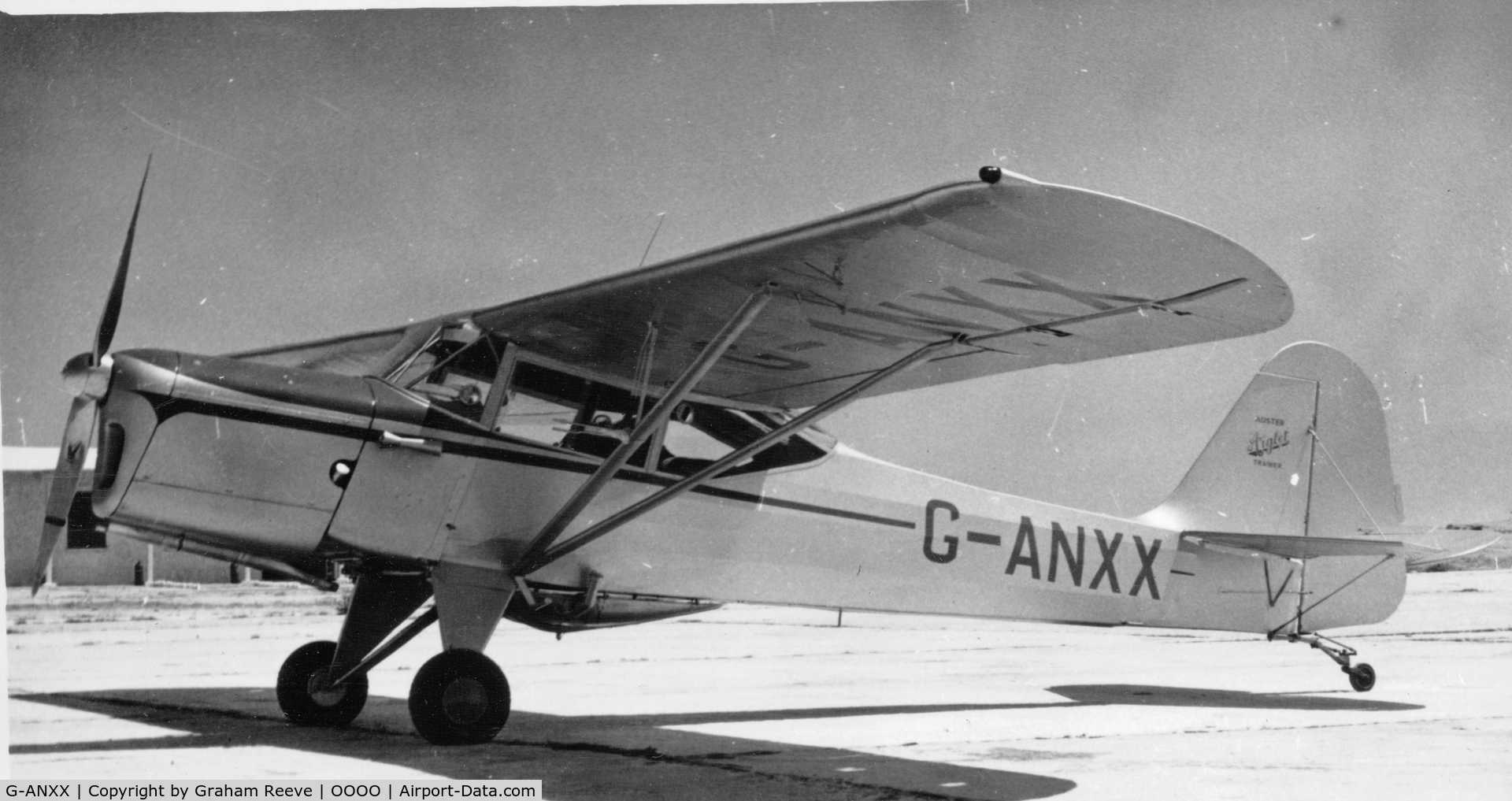 G-ANXX, 1955 Auster J-5L Aiglet Trainer C/N 3133, Recently discovered photograph with no information.