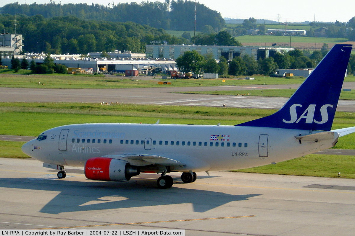 LN-RPA, 1998 Boeing 737-683 C/N 28290, Boeing 737-683 [28290] (SAS Scandinavian Airlines) Zurich~HB 22/07/2004