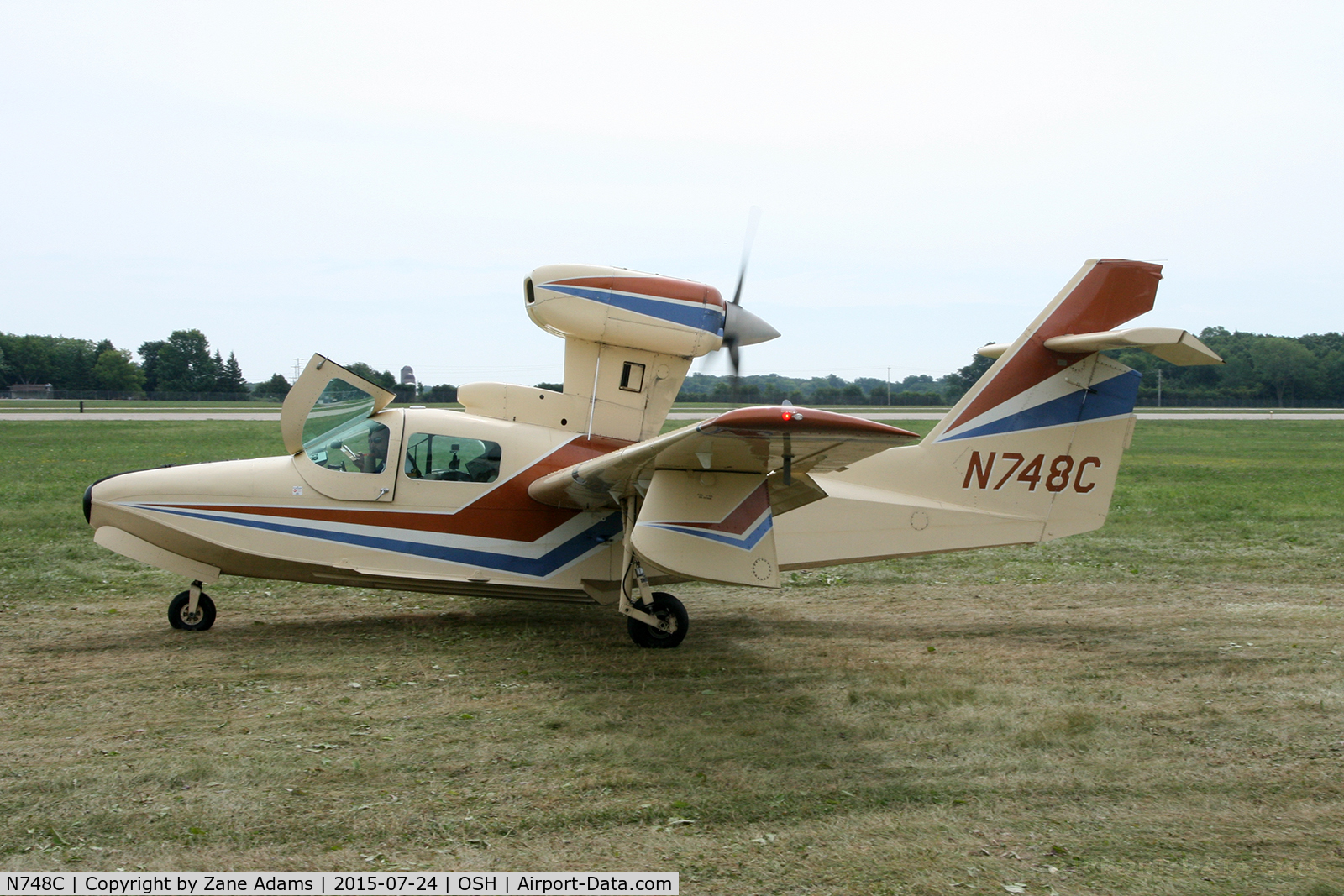 N748C, 1985 Aerofab Inc LAKE LA-250 C/N 25, 2015 EAA AirVenture - Oshkosh, Wisconsin