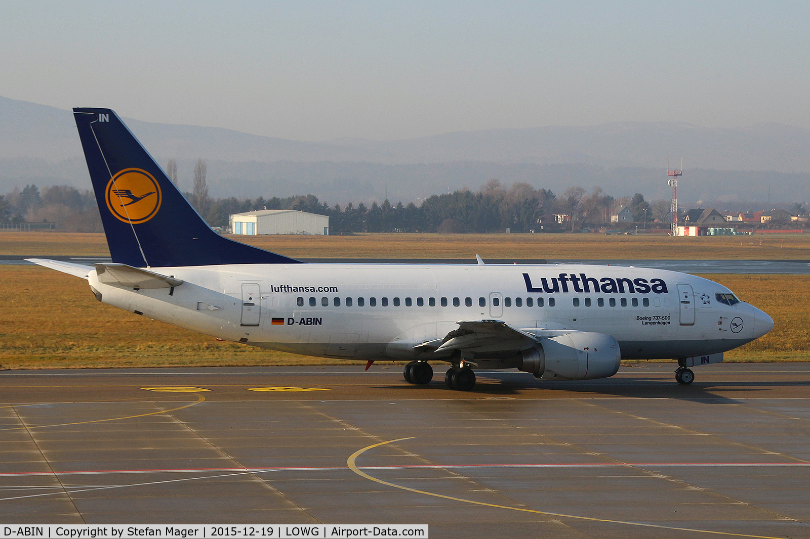 D-ABIN, 1991 Boeing 737-530 C/N 24938, Lufthansa B737-500 @ GRZ
