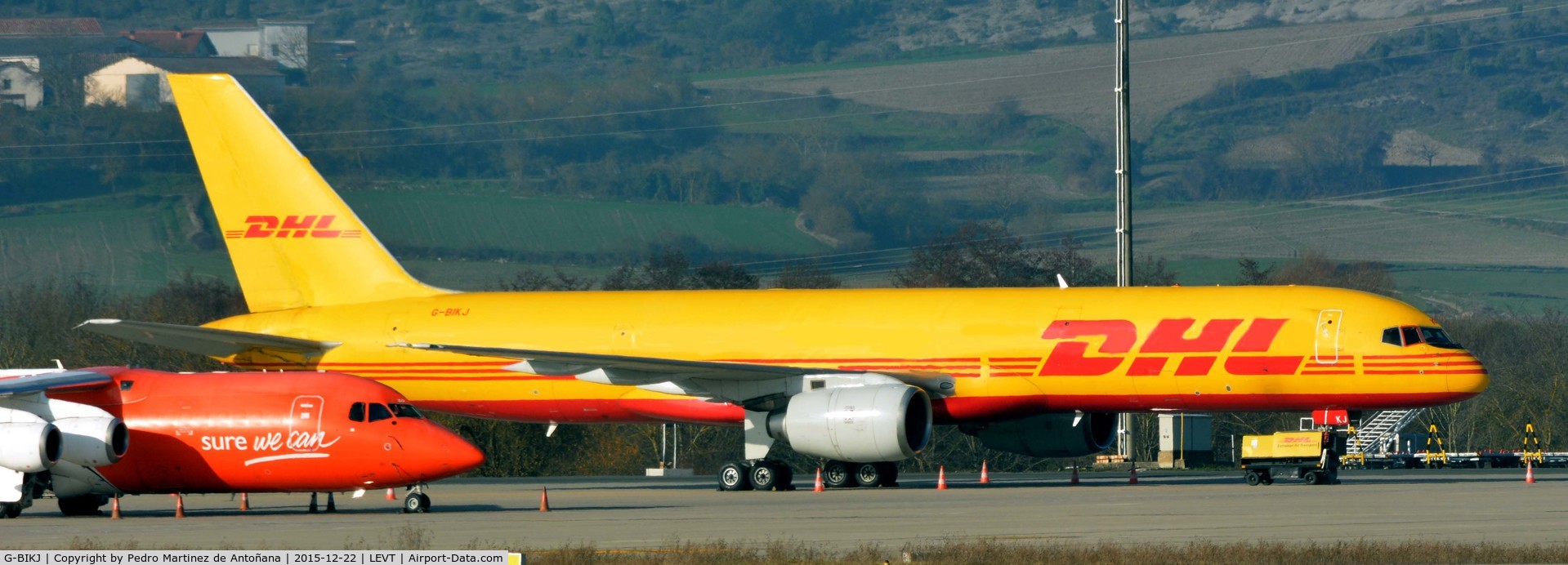 G-BIKJ, 1983 Boeing 757-236/SF C/N 22181, Foronda - Vitoria-Gasteiz - España