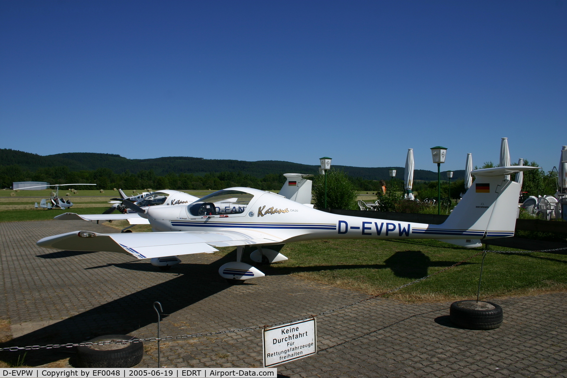 D-EVPW, Diamond DA-20 Katana C/N 20210, Trier Fohren