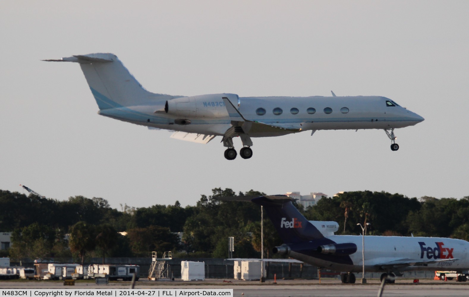 N483CM, Gulfstream Aerospace GIV-X (G450) C/N 4216, Gulfstream 450