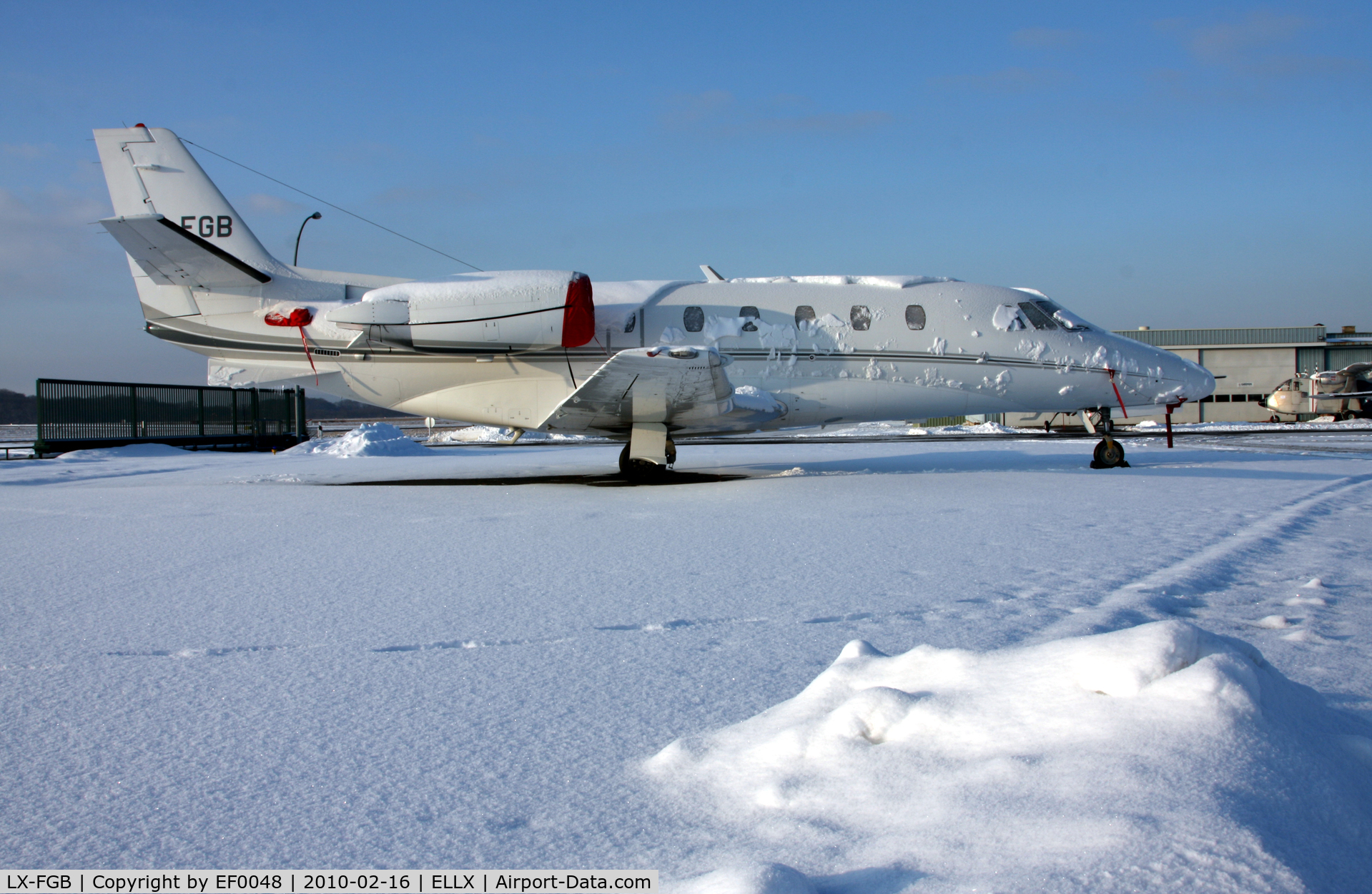 LX-FGB, 2009 Cessna 560 Citation XLS+ C/N 560-6026, In the snow