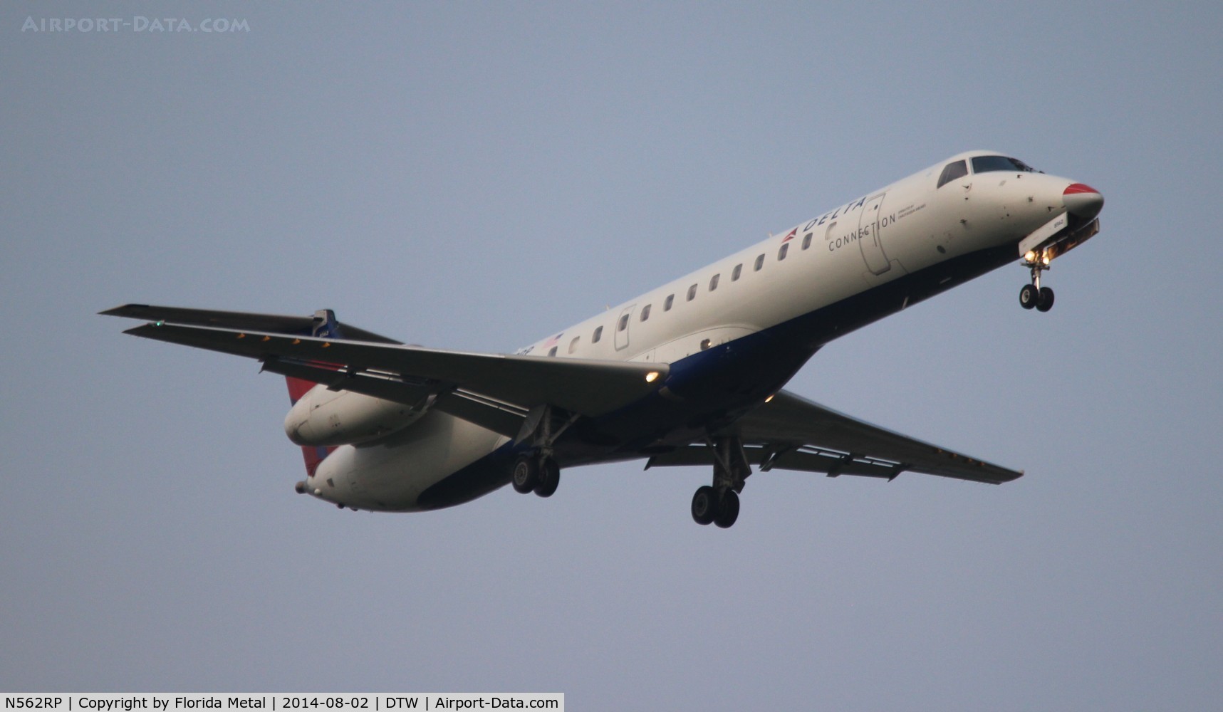 N562RP, 2002 Embraer ERJ-145LR (EMB-145LR) C/N 145451, Delta Connection