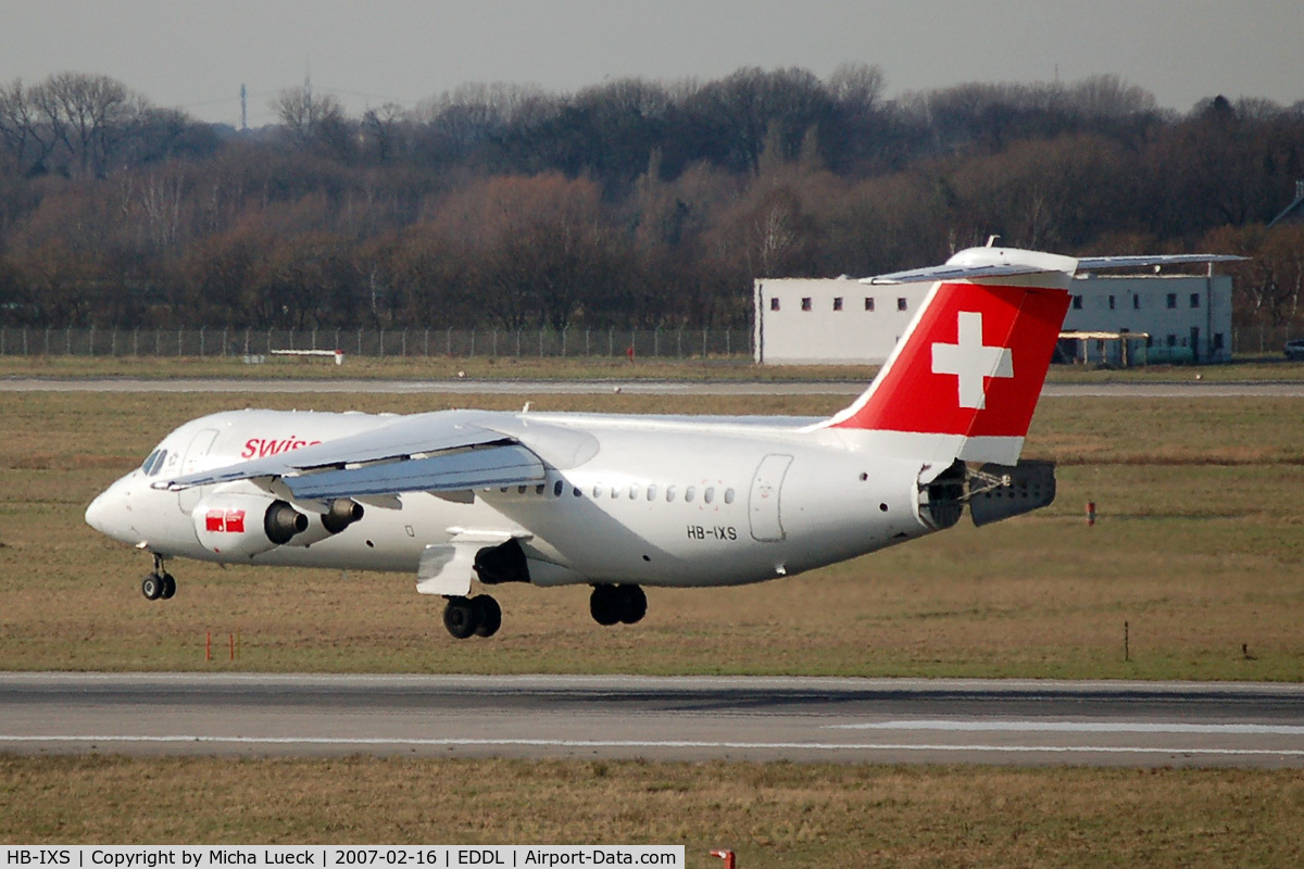 HB-IXS, 1995 British Aerospace Avro 146-RJ100 C/N E3280, At Düsseldorf