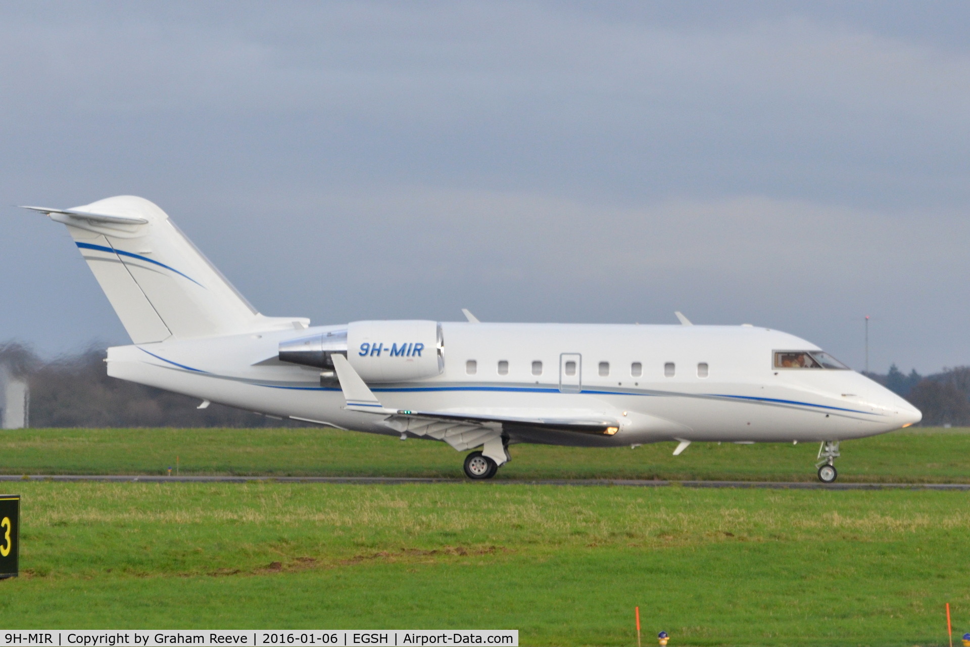 9H-MIR, 1998 Bombardier Challenger 604 (CL-600-2B16) C/N 5368, Just landed at Norwich.