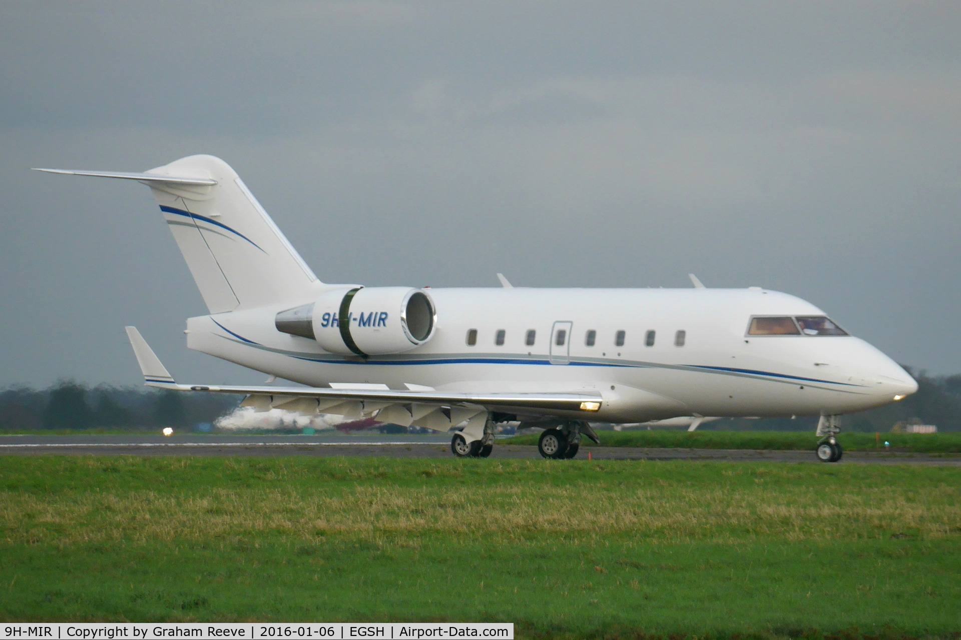 9H-MIR, 1998 Bombardier Challenger 604 (CL-600-2B16) C/N 5368, Just landed at Norwich