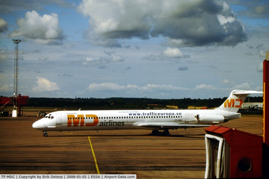 TF-MDC, 1990 McDonnell Douglas MD-83 (DC-9-83) C/N 53014, TF-MDC in ARN AUG02