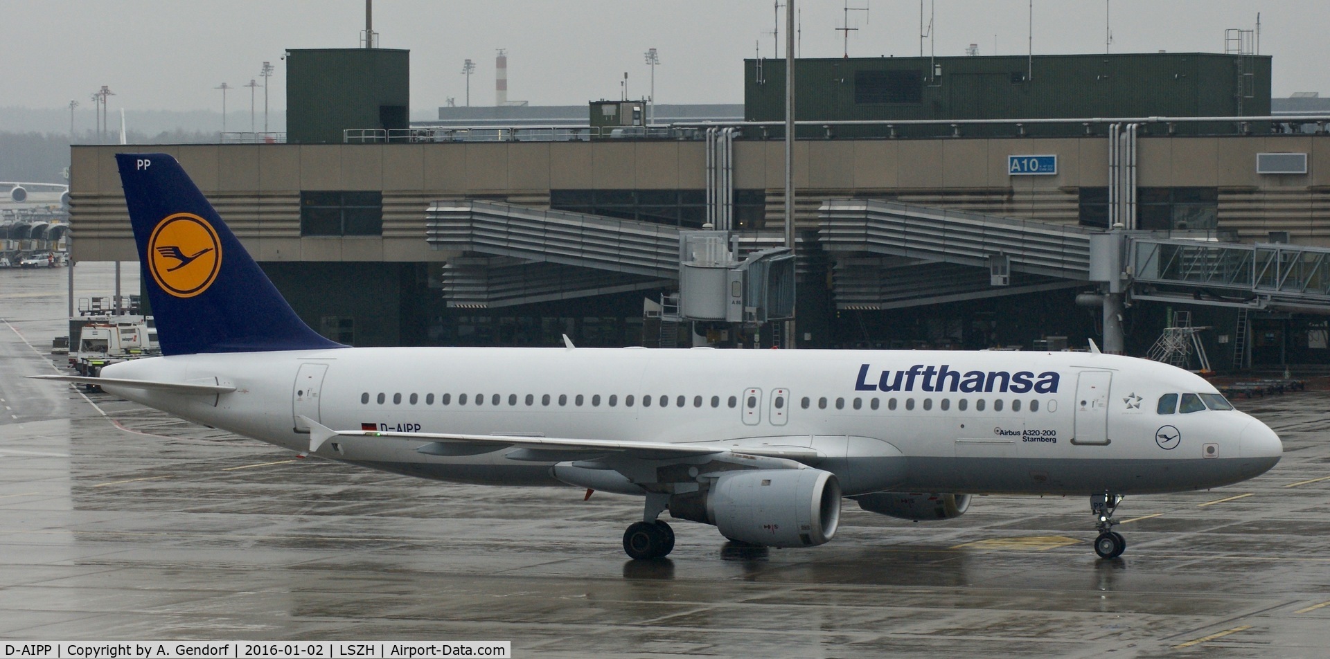 D-AIPP, 1990 Airbus A320-211 C/N 110, Lufthansa, is here taxiing to the gate at Zürich-Kloten(LSZH)