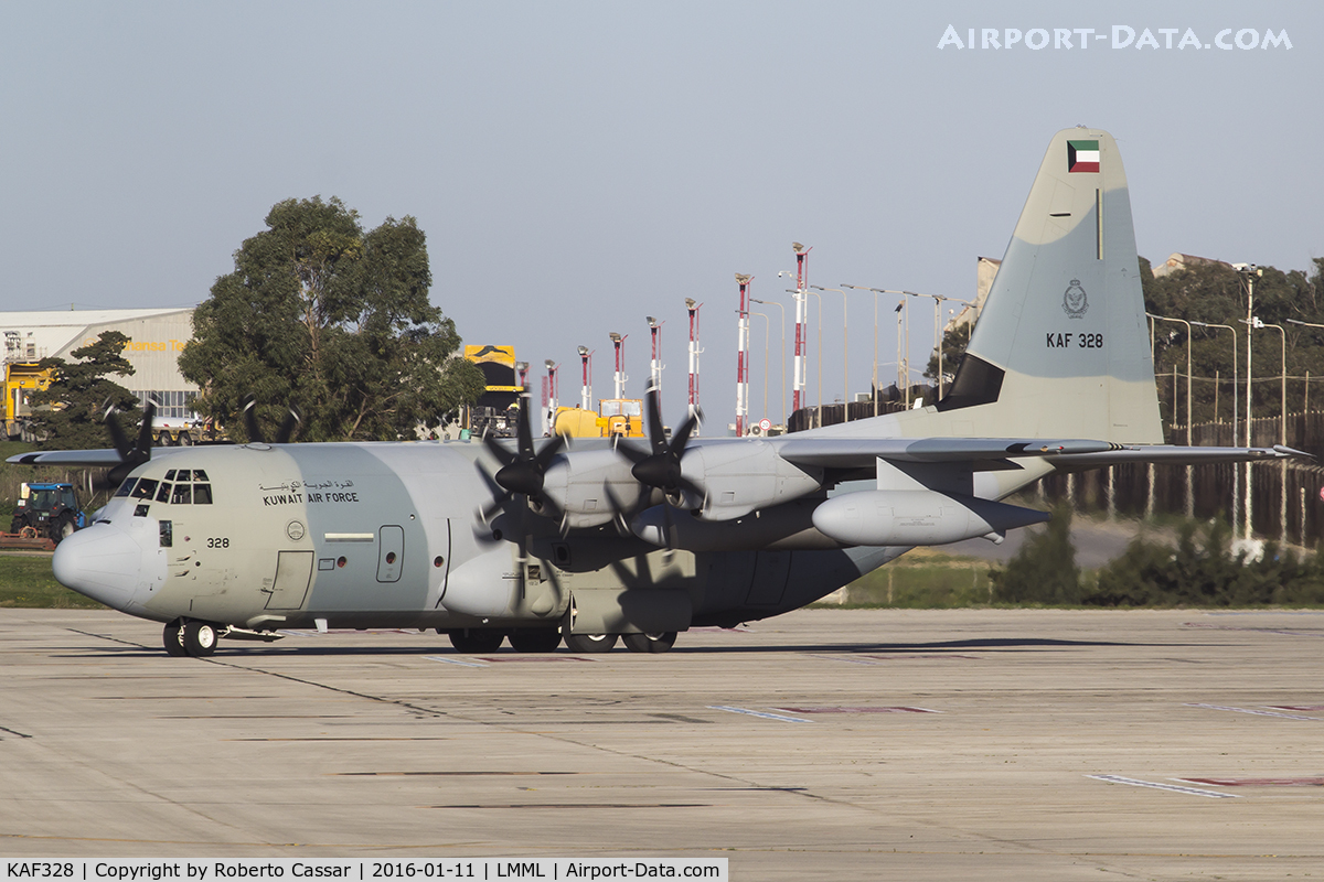 KAF328, 2015 Lockheed Martin KC-130J Hercules Hercules C/N 382-5751, Park 9