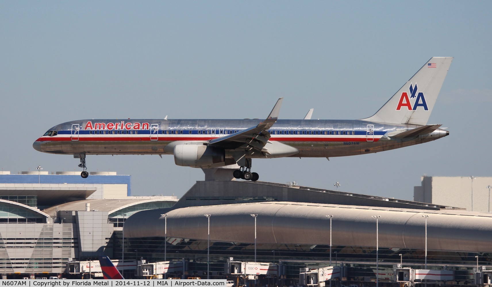 N607AM, 1996 Boeing 757-223 C/N 27058, American