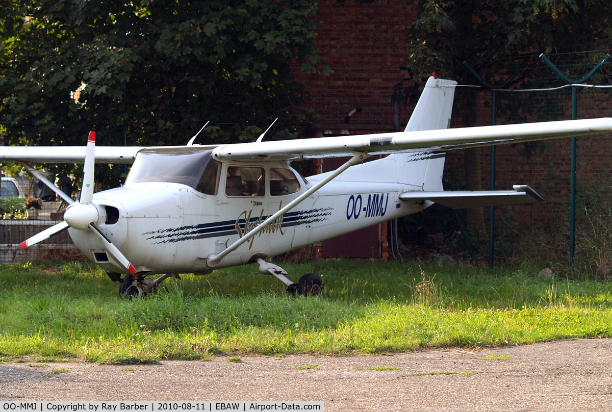 OO-MMJ, Cessna 172R C/N 17280361, Cessna 172R Skyhawk [172-80361] Antwerp-Deurne~OO 11/08/2010
