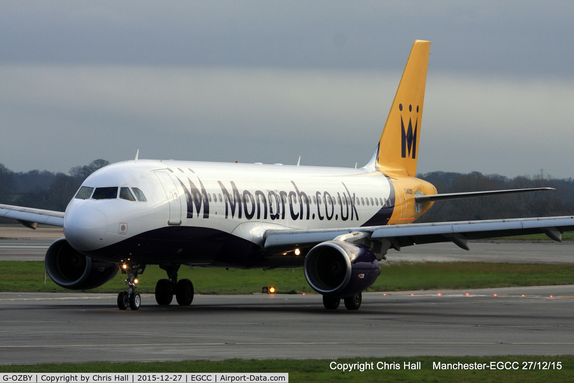 G-OZBY, 2000 Airbus A320-214 C/N 1320, Monarch