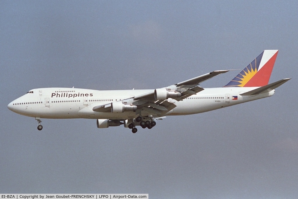 EI-BZA, Boeing 747-283B C/N 22496, Philippine Airlines landing Paris Orly (1988)