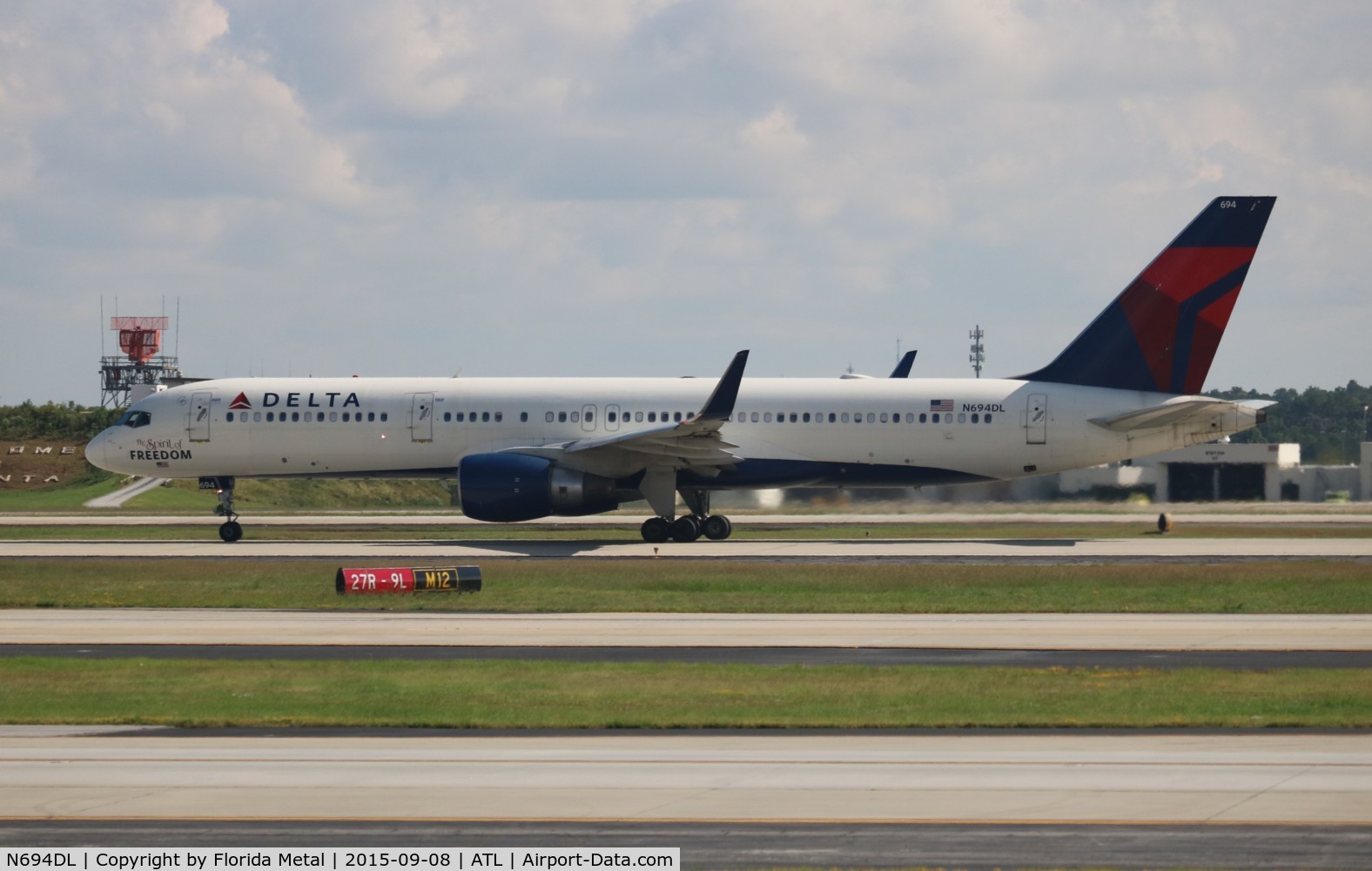 N694DL, 1998 Boeing 757-232 C/N 29726, Delta