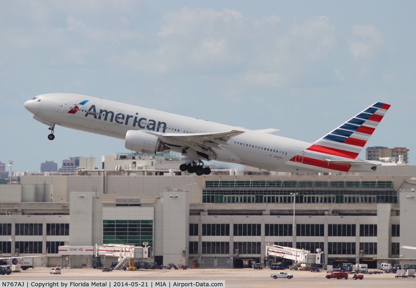 N767AJ, 2006 Boeing 777-223 C/N 33539, American