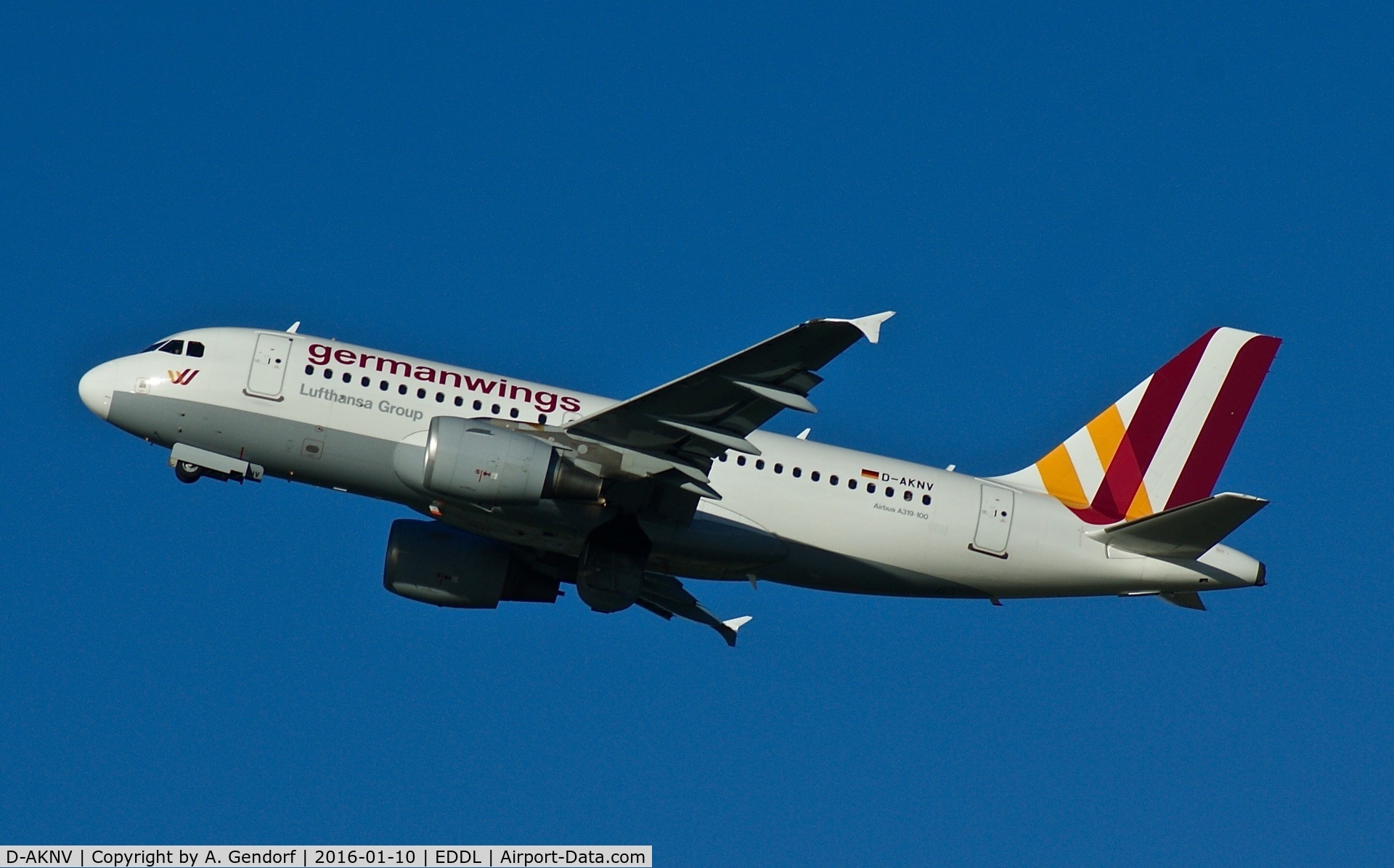 D-AKNV, 2005 Airbus A319-112 C/N 2632, Germanwings, is here climbing out Düsseldorf Int'l(EDDL)