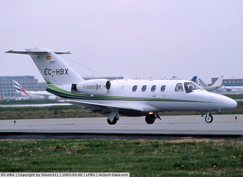 EC-HBX, 1999 Cessna 525 CitationJet CJ1 C/N 525-0304, Taxiing holding point rwy 15L for departure...