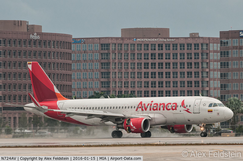 N724AV, 2014 Airbus A320-214 C/N 6153, Miami