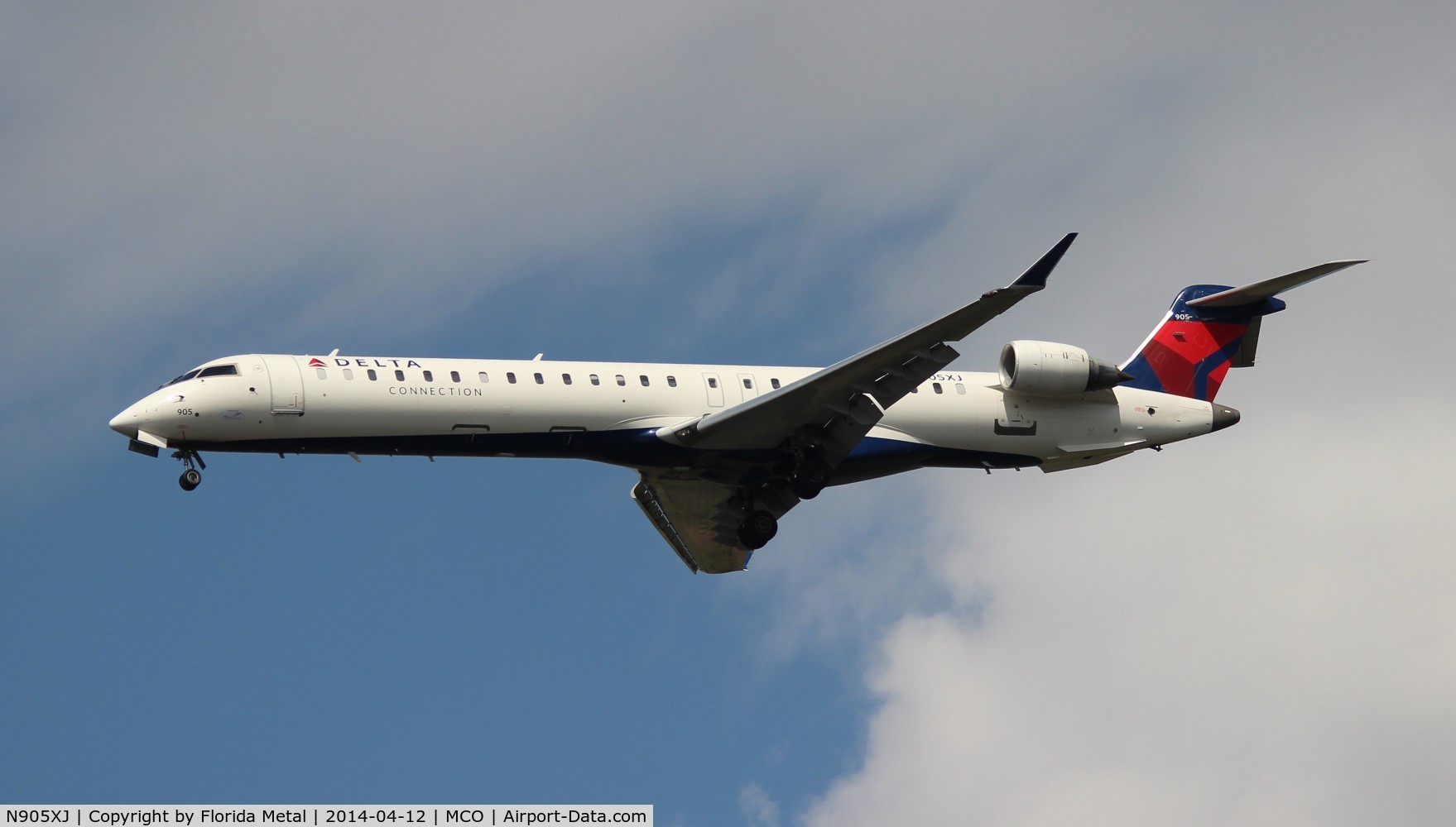 N905XJ, 2007 Bombardier CRJ-900 (CL-600-2D24) C/N 15137, Delta Connection