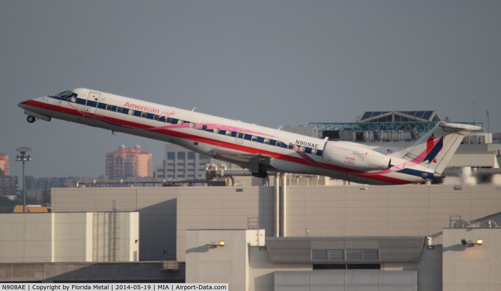 N908AE, 2005 Embraer ERJ-145LR (EMB-145LR) C/N 14500897, American Eagle