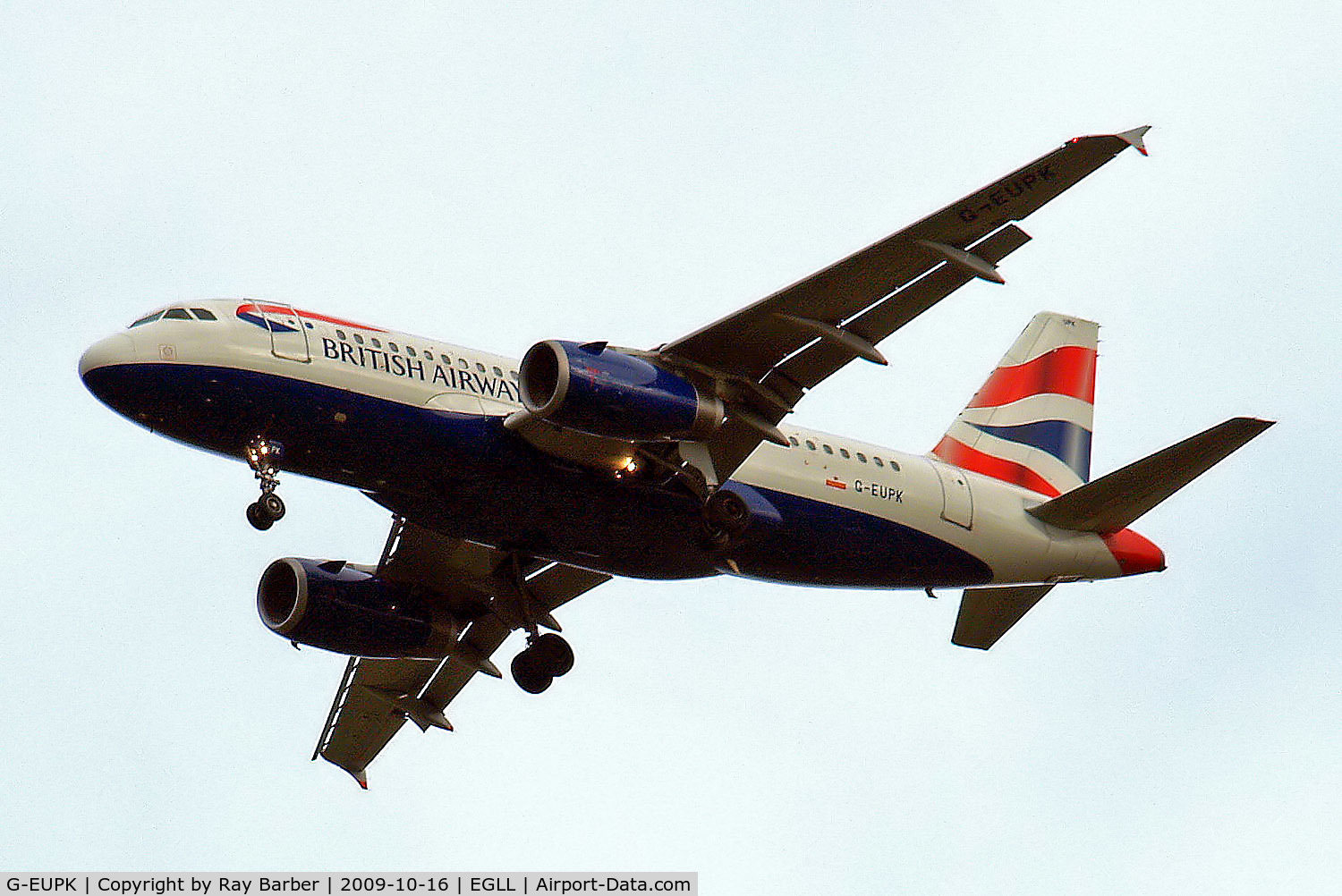 G-EUPK, 2000 Airbus A319-131 C/N 1236, Airbus A319-131 [1236] (British Airways) Home~G 16/10/2009. On approach 27R.