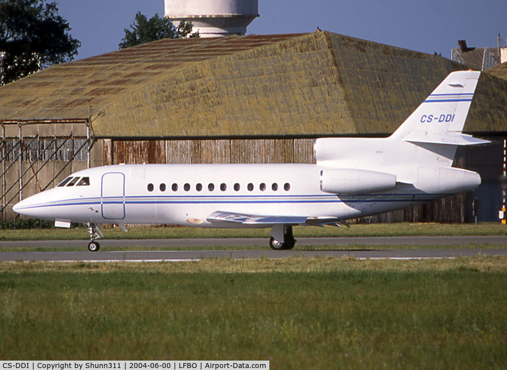 CS-DDI, 1995 Dassault Mystere Falcon 900 C/N 143, Ready for take off from rwy 32R
