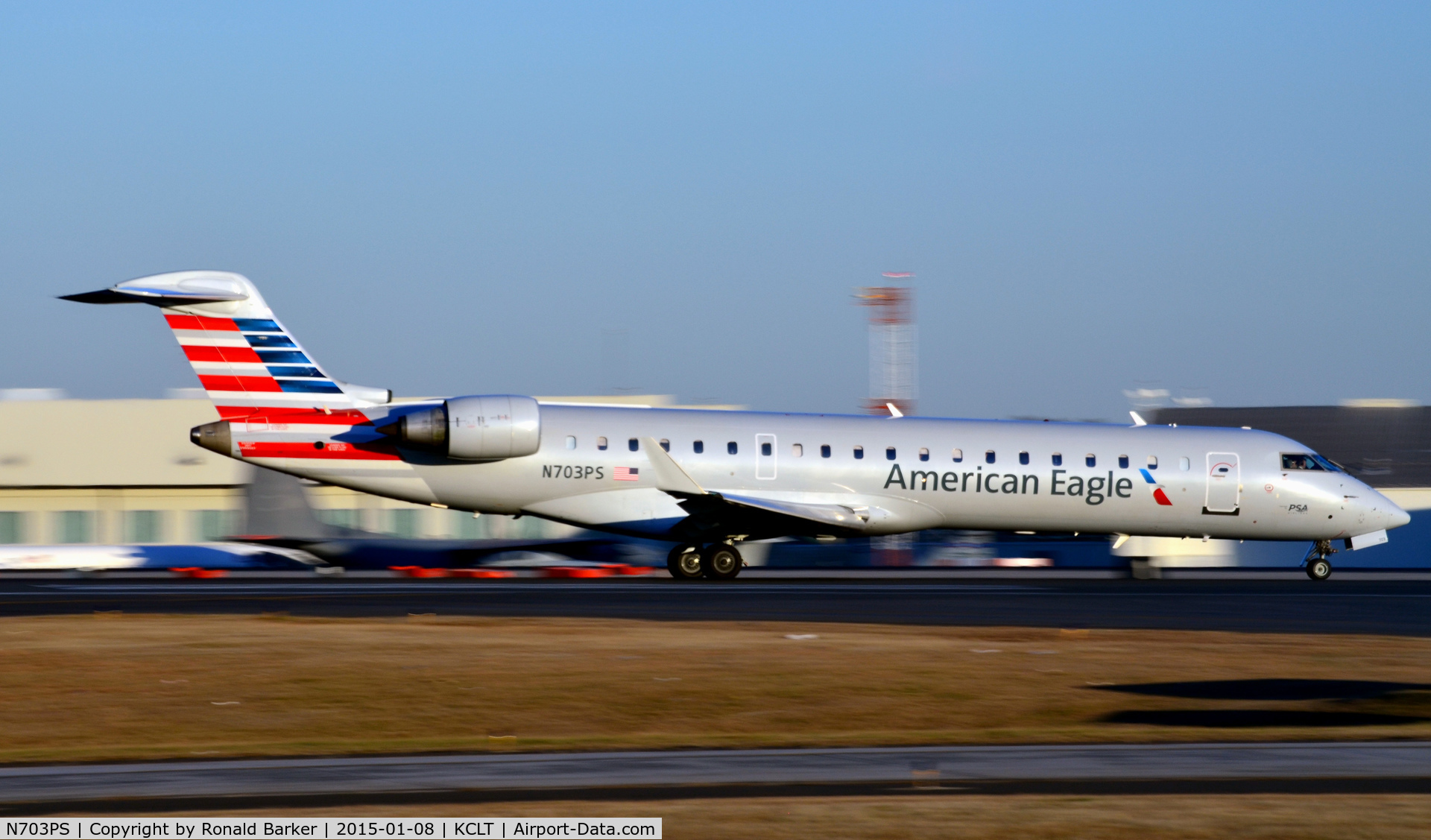 N703PS, 2004 Bombardier CRJ-701 (CL-600-2C10) Regional Jet C/N 10137, Takeoff CLT