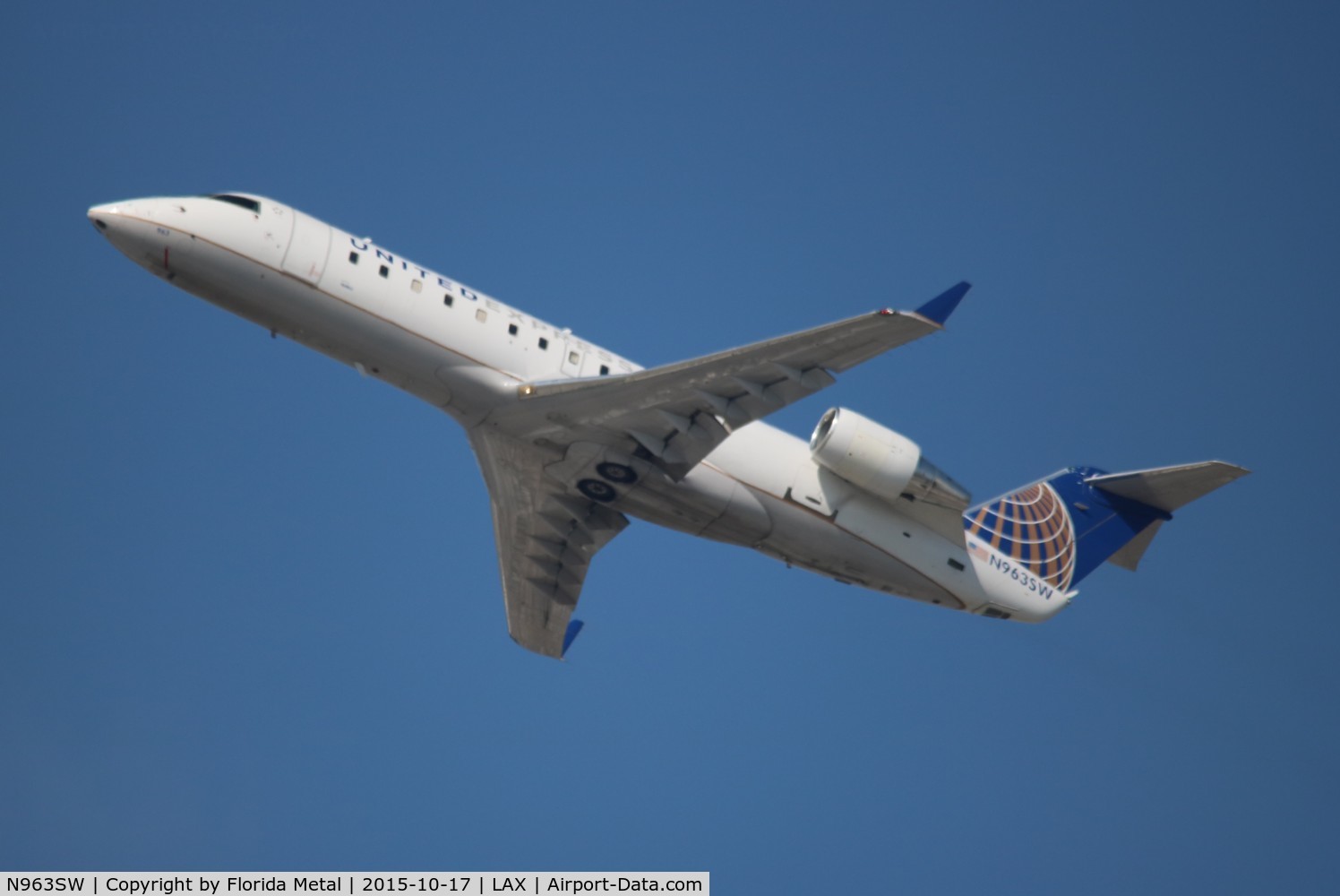 N963SW, 2003 Bombardier CRJ-200LR (CL-600-2B19) C/N 7865, United Express