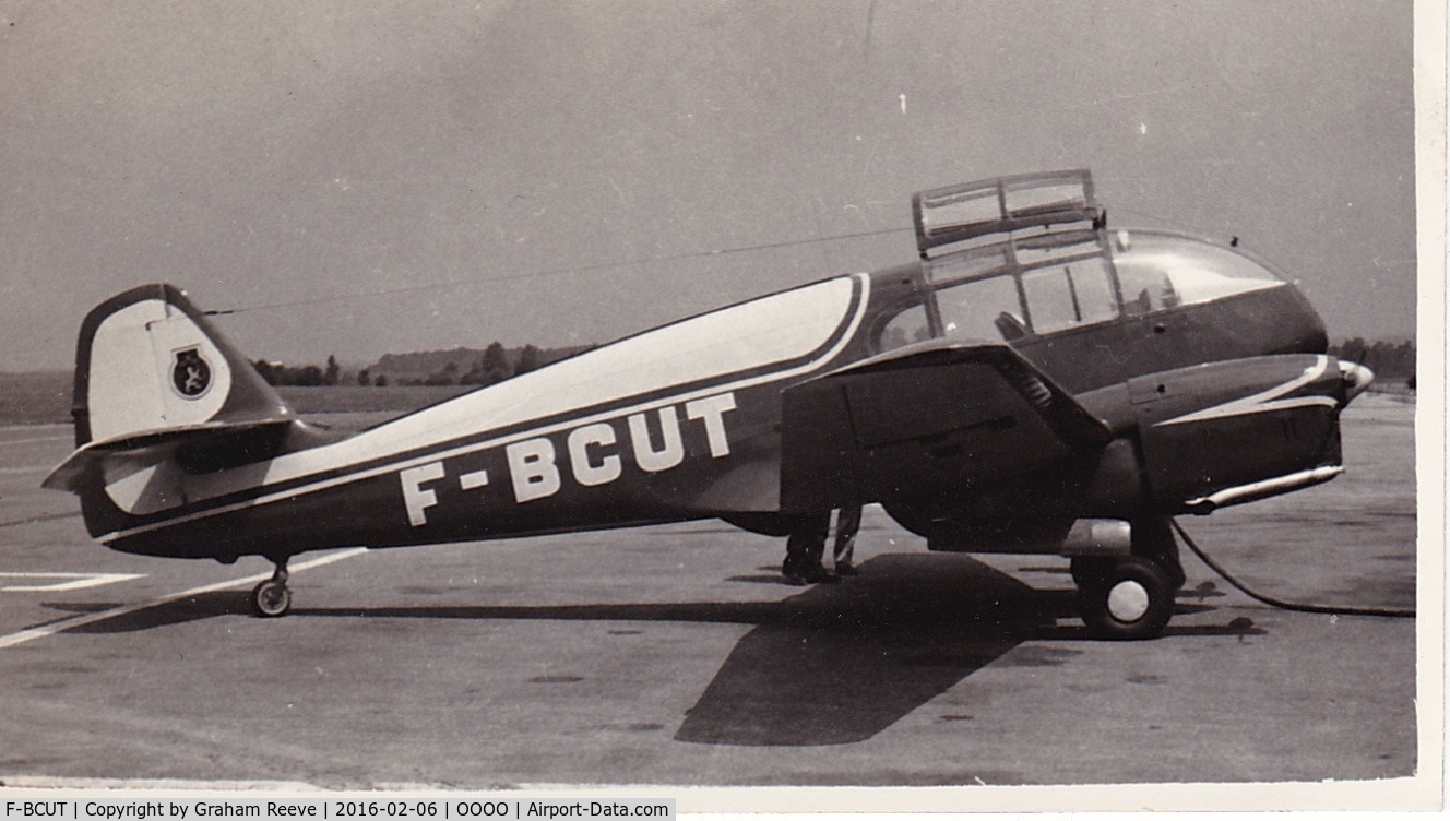 F-BCUT, Let Aero 45 C/N 50136, Recently discovered photograph.