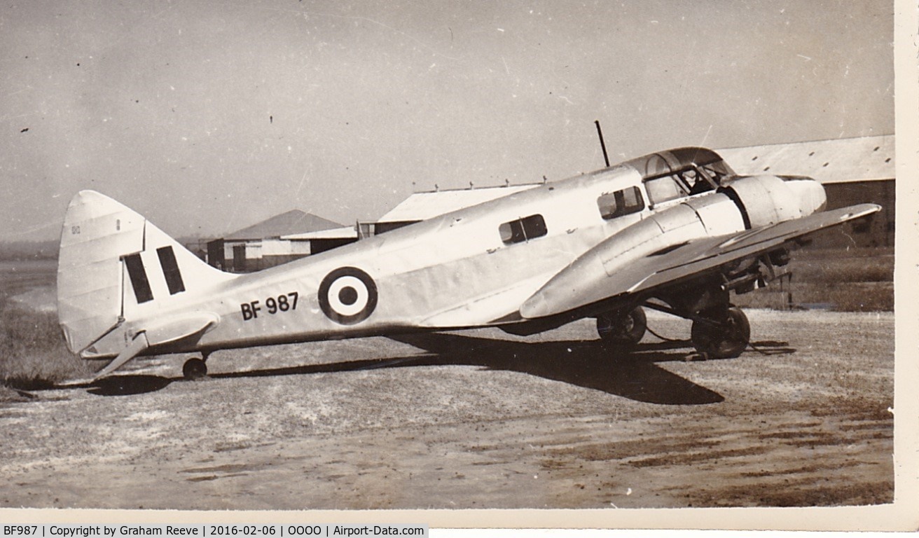 BF987, Airspeed Oxford C/N Not found BF987, Recently discovered photograph.