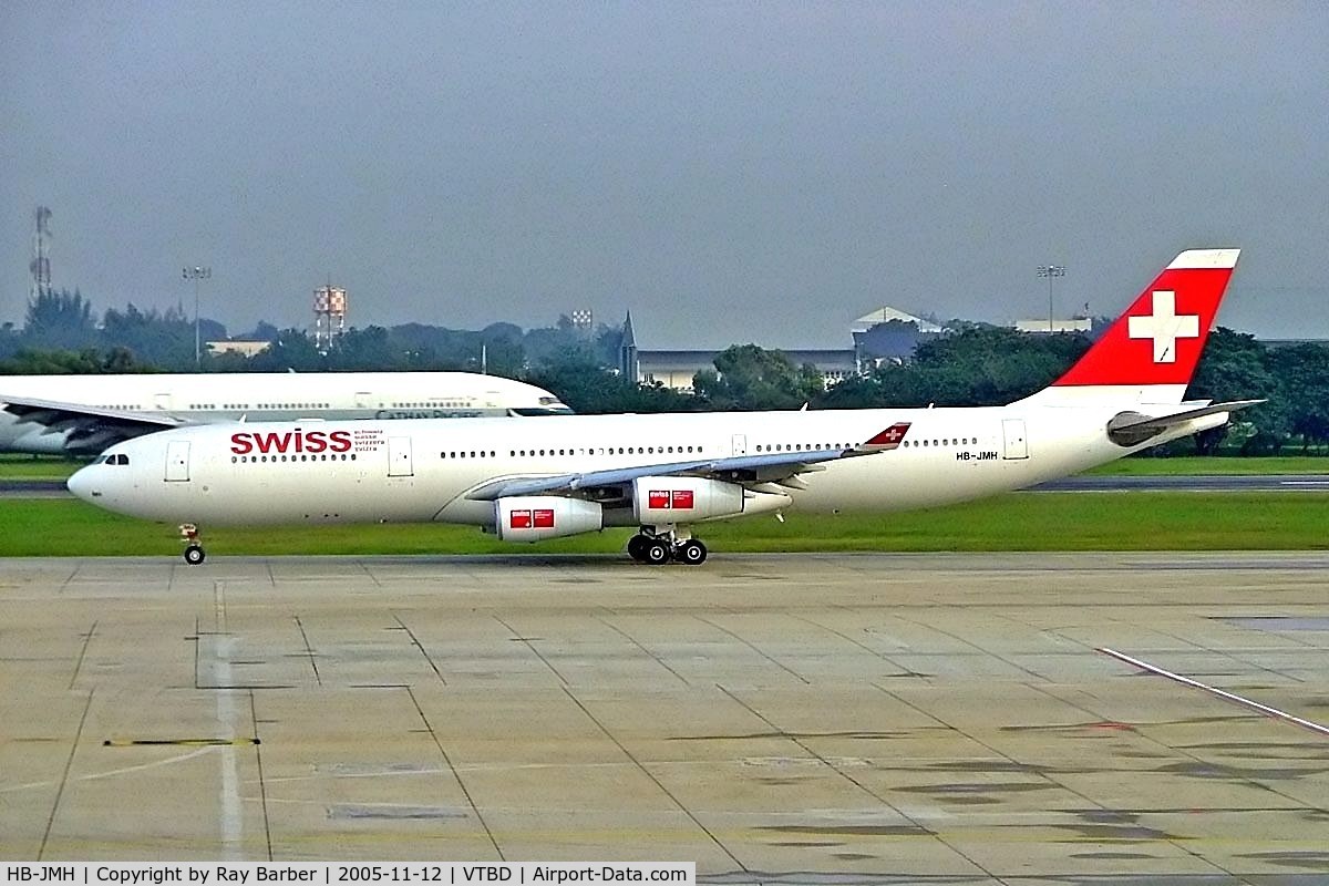 HB-JMH, 2004 Airbus A340-313 C/N 585, Airbus A340-313X [585] (Swiss International Airlines) Bangkok-International~HS 12/11/2005