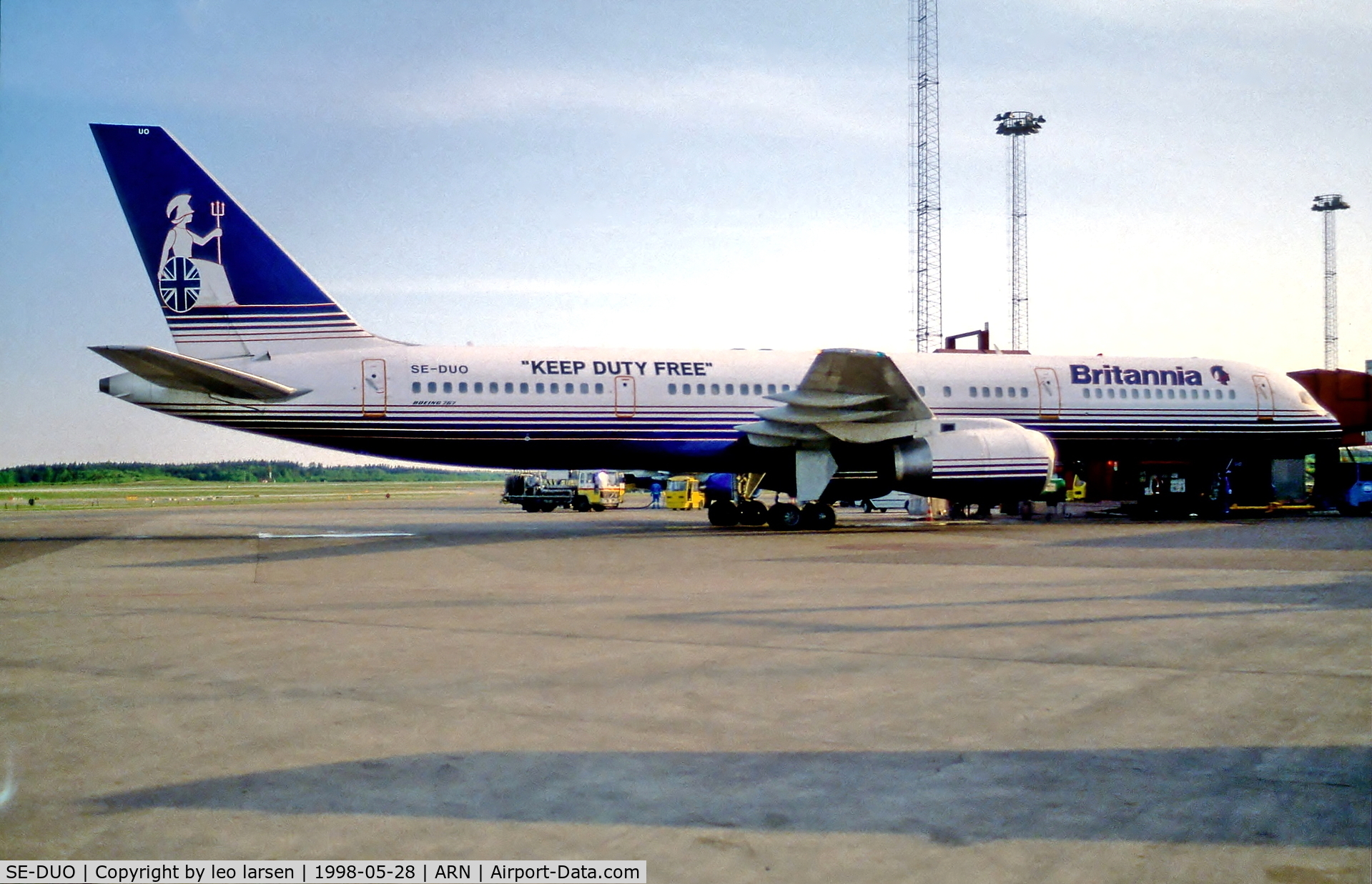 SE-DUO, 1990 Boeing 757-236 C/N 24792, Stockholm Arlanda 28.5.98