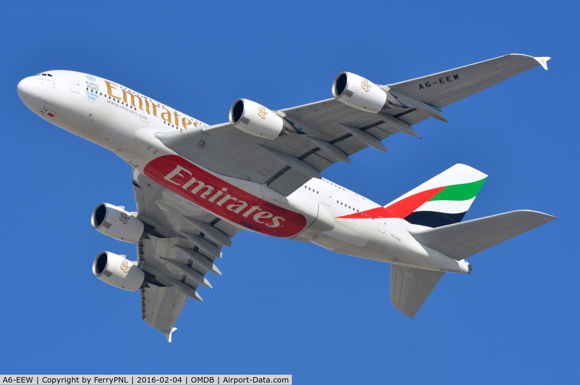 A6-EEW, 2013 Airbus A380-861 C/N 153, Emirates A388 taking-off.