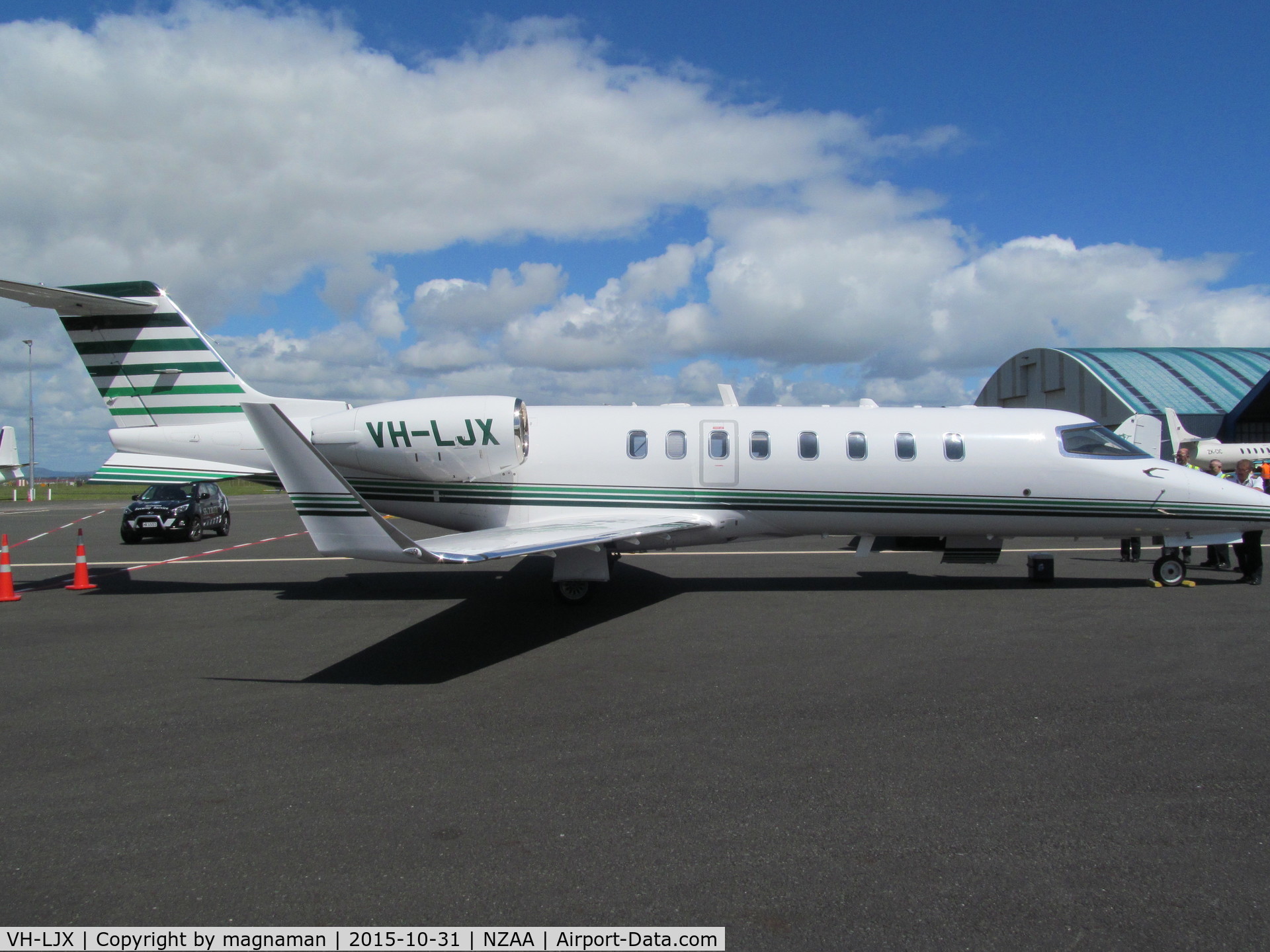 VH-LJX, 1999 Learjet 45 C/N 45-056, Medic flight