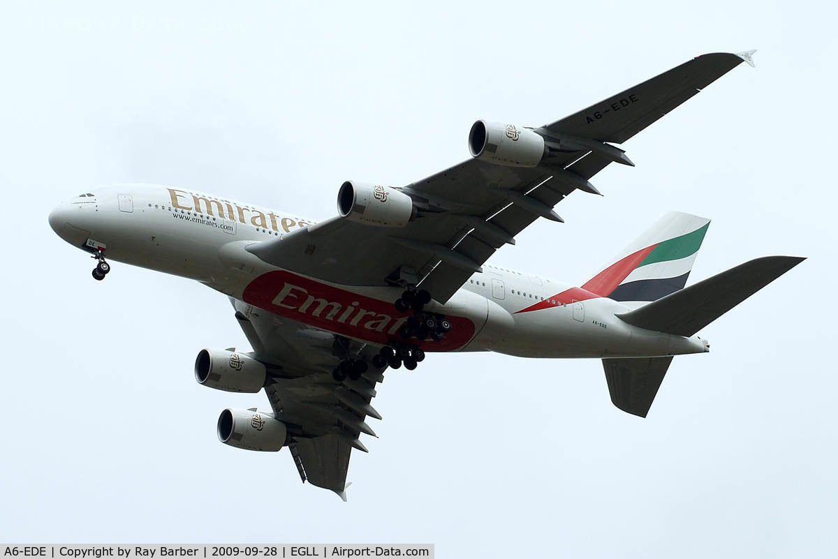 A6-EDE, 2008 Airbus A380-861 C/N 017, Airbus A380-861 [016] (Emirates Airlines) Home~G 17/08/2009. On approach 27R.