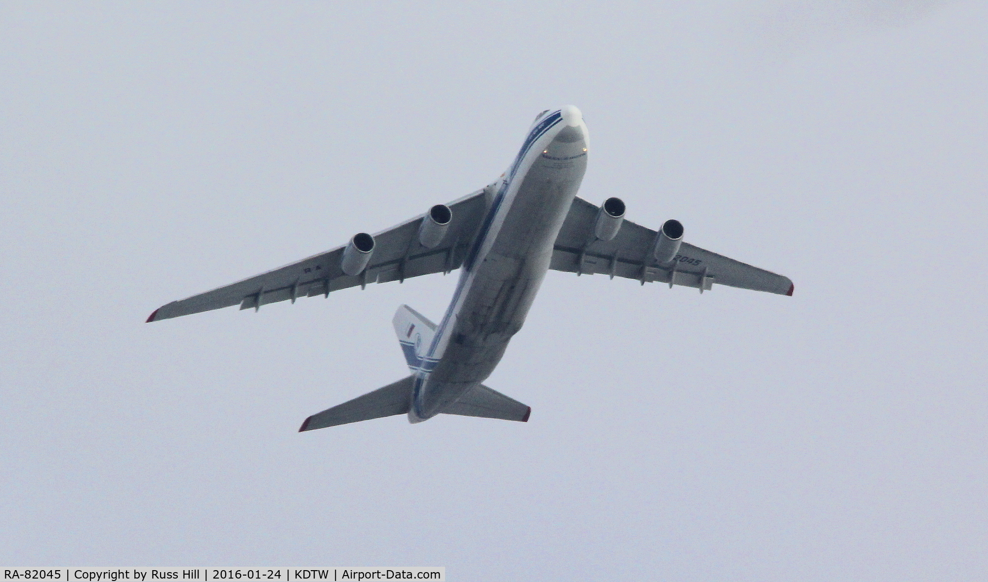 RA-82045, 1991 Antonov An-124-100 Ruslan C/N 9773052255113, On approach to DTW, approx 15 miles out.