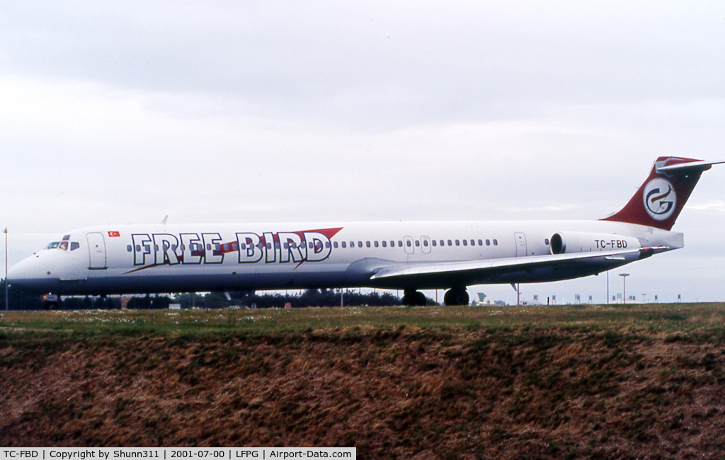 TC-FBD, 1994 McDonnell Douglas MD-83 (DC-9-83) C/N 53186, Taxiing on parallels runways...