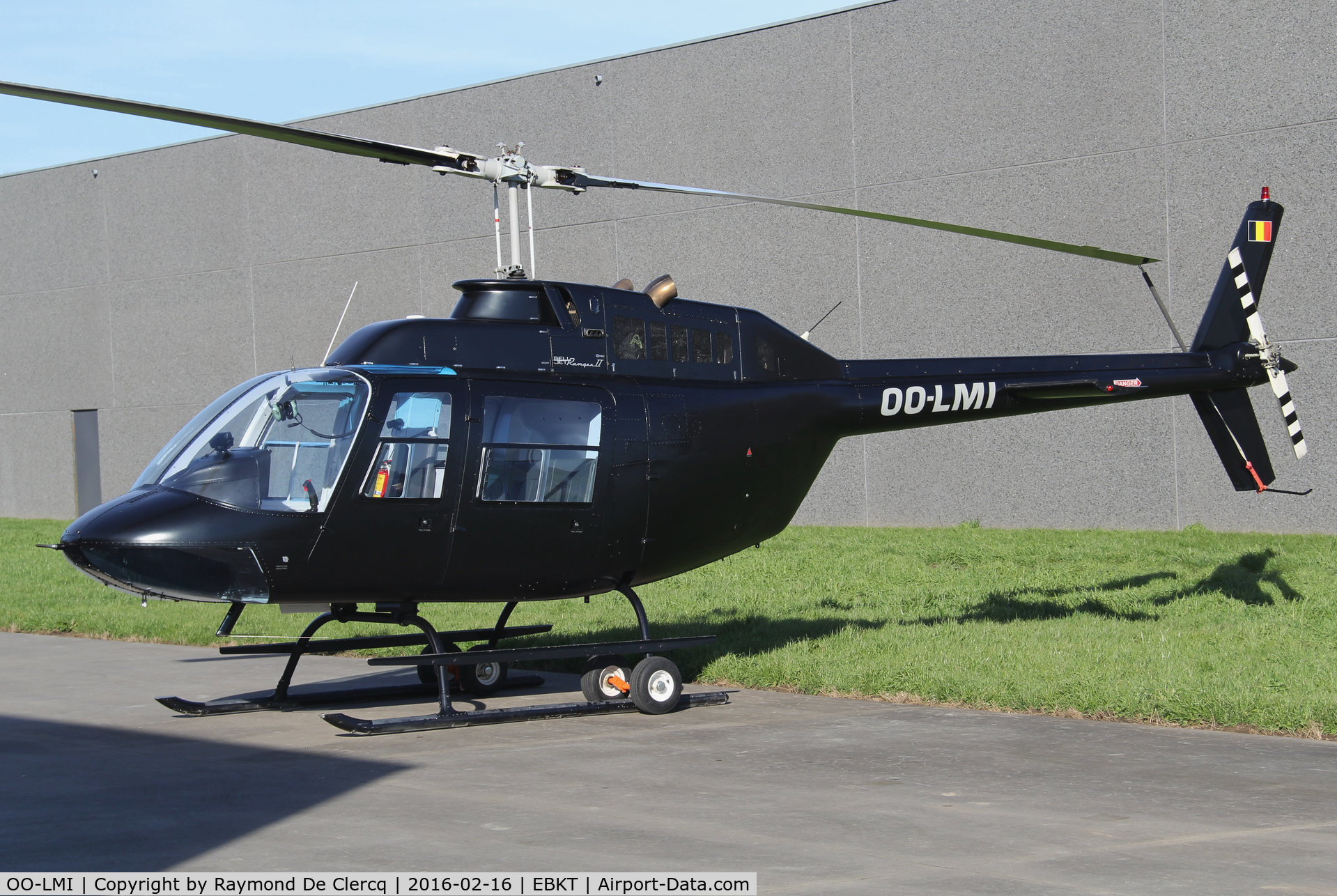 OO-LMI, 1973 Bell 206B JetRanger II C/N 1231, Parked at Wevelgem.