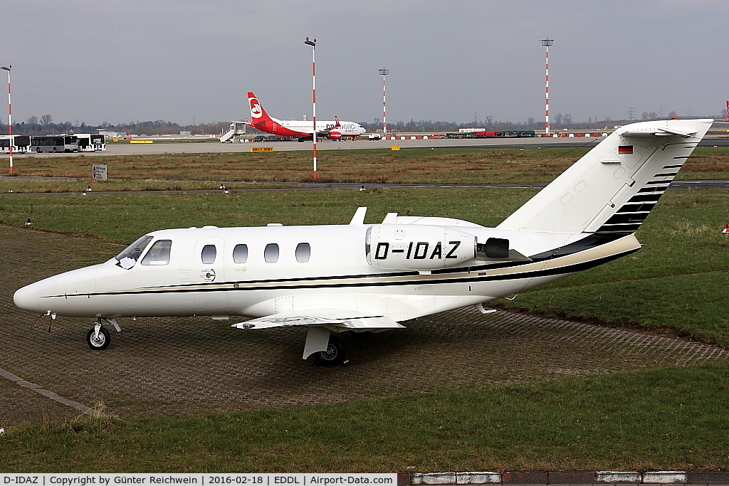 D-IDAZ, 2000 Cessna 525 CitationJet CJ1 C/N 525-0389, At DUS General Aviation Terminal