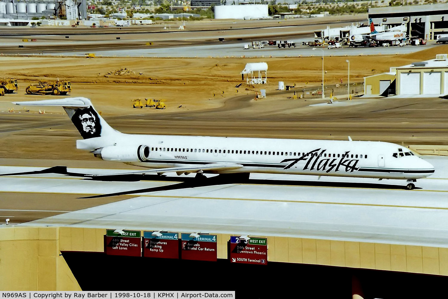 N969AS, 1991 McDonnell Douglas MD-83 (DC-9-83) C/N 53063, McDonnell Douglas DC-9-83 [53063] (Alaska Airlines) Phoenix-Sky Harbor International~N 18/10/1998