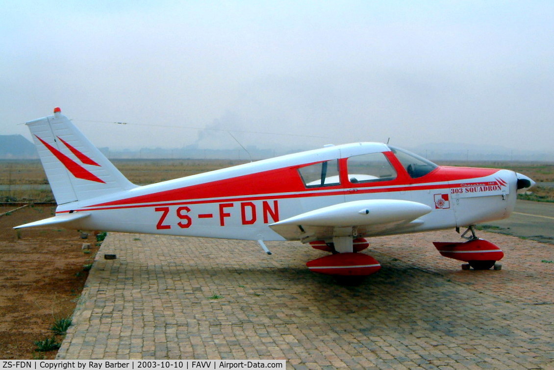 ZS-FDN, Piper PA-28-140 Cherokee C/N 28-23640, Piper PA-28-140 Cherokee [28-23640] Vereeniging~ZS 10/10/2003