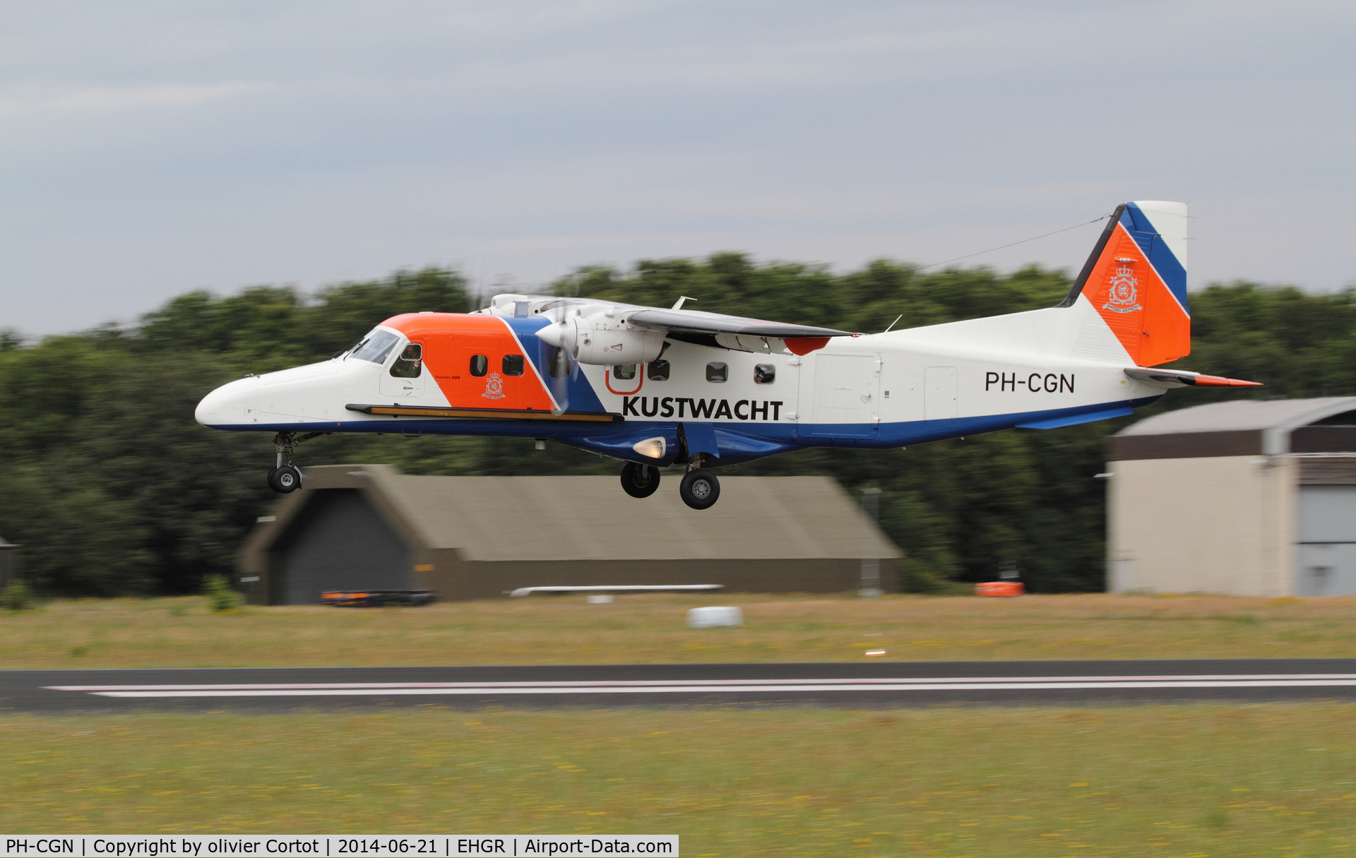 PH-CGN, 1990 Dornier 228-212 C/N 8181, about to land