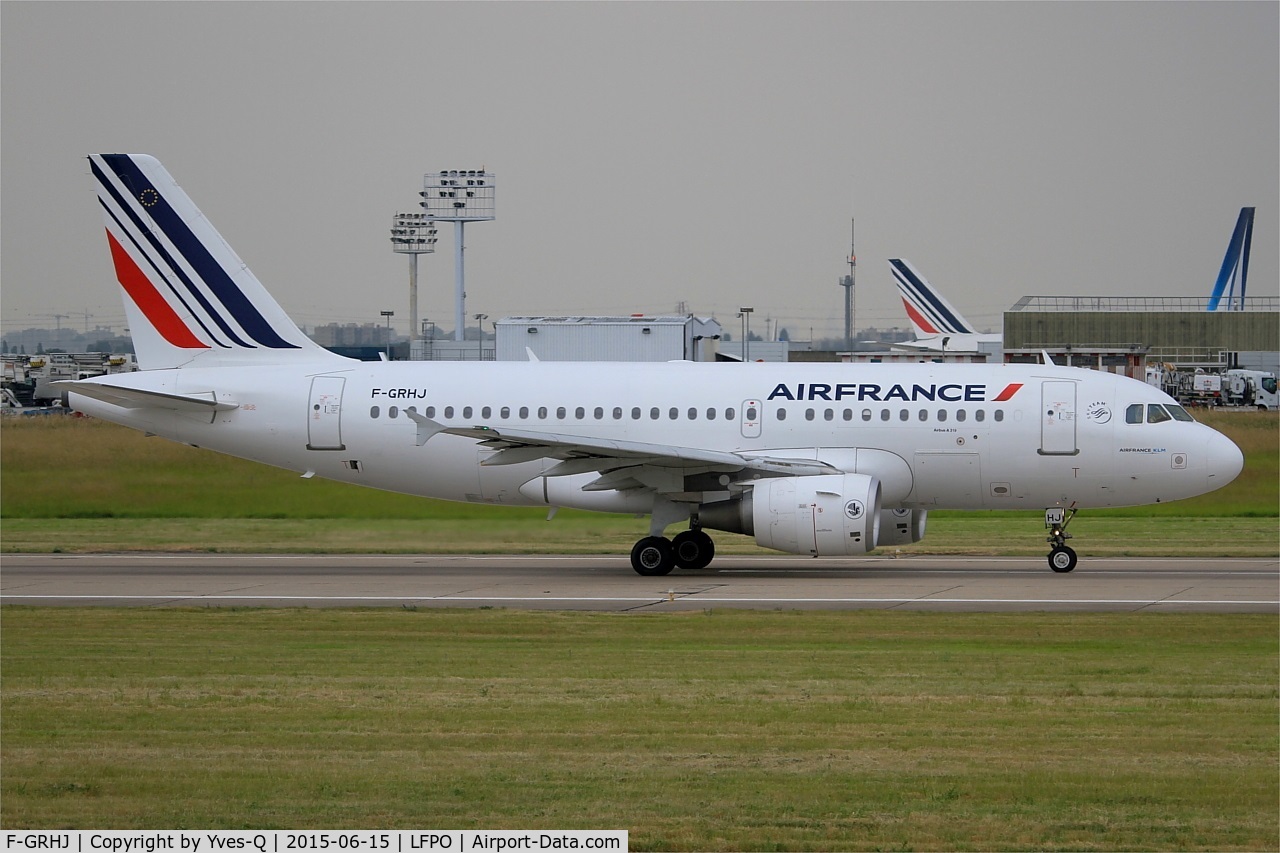 F-GRHJ, 2000 Airbus A319-111 C/N 1176, Airbus A319-111, Take off run rwy 08, Paris-Orly airport (LFPO-ORY)
