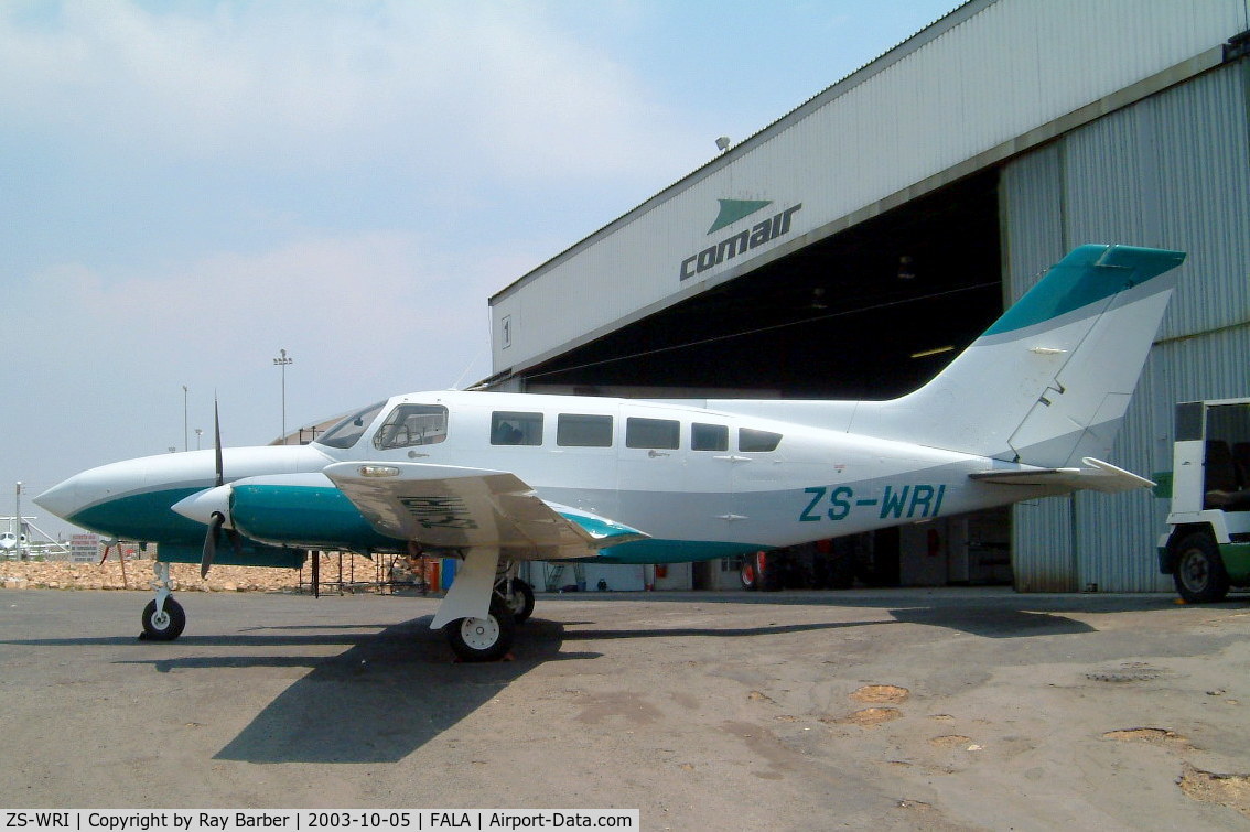 ZS-WRI, 1982 Cessna 402C C/N 402C-0610, Cessna 402C [402C-0610] Lanseria~ZS 05/10/2003