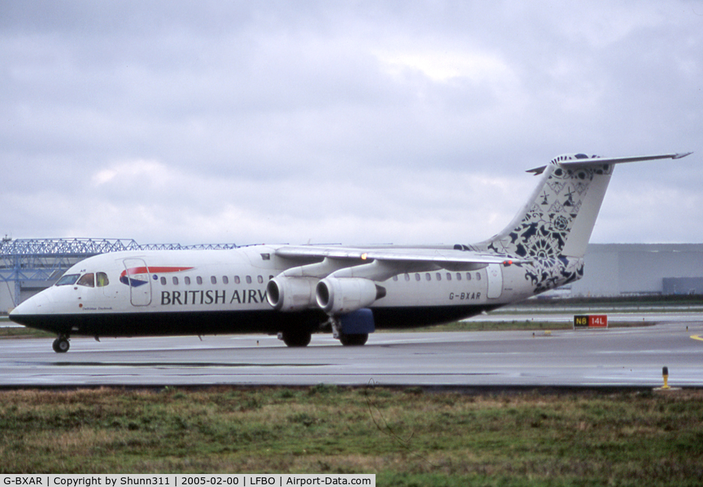 G-BXAR, 1997 British Aerospace Avro 146-RJ100 C/N E3298, Taxiing to the Terminal... in Delftblue Daybreak c/s