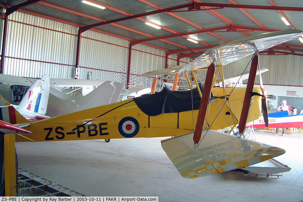 ZS-PBE, De Havilland DH-82A Tiger Moth II C/N OU/01/66, De Havilland DH.82A Tiger Moth [OU/01/66] Krugersdorp~ZS 11/10/2003